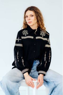 Вишиванка жіноча